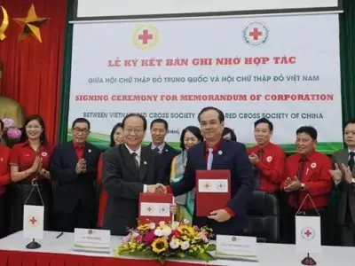 中越两国红十字会签署合作备忘录