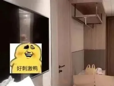 忘关镜头，中国美女主播在泰洗澡被看光！