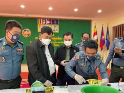 柬埔寨警方打击一起贩毒案件，逮捕1人并缴获近4公斤毒品！