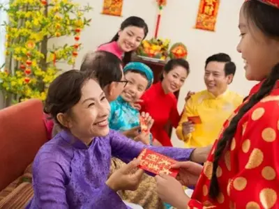 越南春节派压岁钱——由来已久的传统习俗