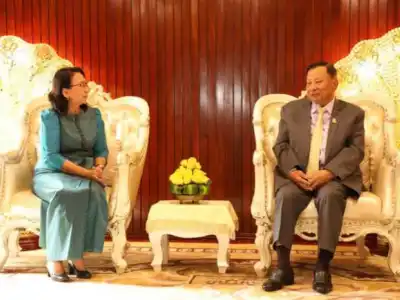赛冲亲王会见新任柬埔寨驻华大使
