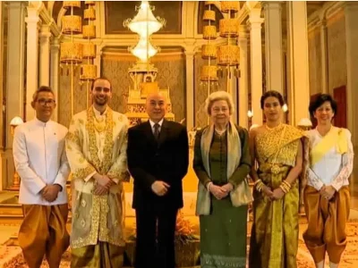多图丨柬埔寨王室公主大婚，国王国母主持婚礼！