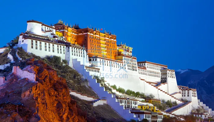 web-lhasa-tibet-potala-palace-bucketlist.jpg
