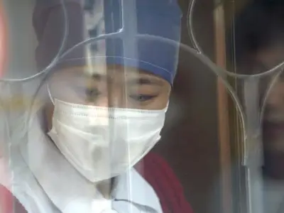 武汉通报新增136新型肺炎，已经开始实行出境管制