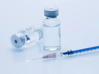 外媒关注中国新冠疫苗接种数十万人次 保护有效期最长可达3年！