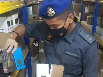 马来西亚贸消部侦破来自中国的冒牌香水案 查获3.3万瓶价值176万令吉