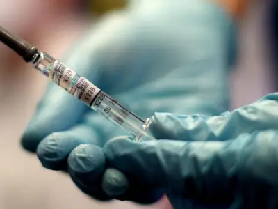 菲专家指接种疫苗后仍可感染