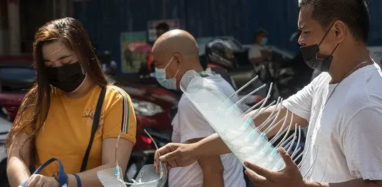 菲律宾地方政府必须遵守中央使用面罩规定