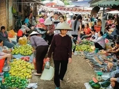 “乡村集市 童年记忆”活动亮相越南各民族文化旅游村