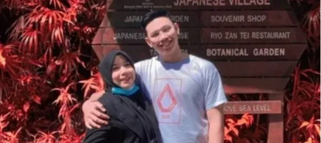 师生恋结喜果 马来西亚22岁男娶47岁女教师