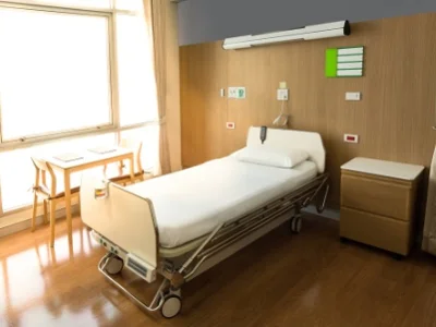 菲律宾宿务省政府向16家公立医院分发新冠药物及医疗设备