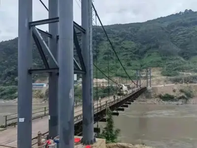 中国援建的缅甸滚弄新桥建成通车