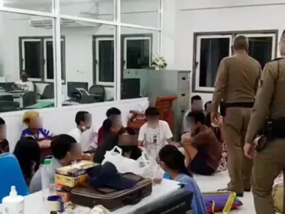 泰国27名青年男女违规聚众嗨趴吸毒被捕
