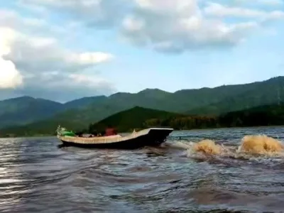 湄公河惨剧！缅甸籍偷渡船倾覆8人失踪，已寻到3具遗体