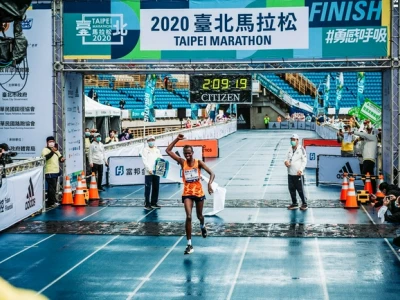 台北马拉松跑者因信息外泄遭诈骗 组委会被批推卸责任