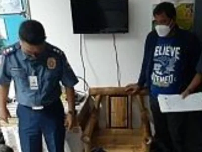菲律宾三名警察涉敲诈勒索及抢劫被捕