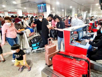 越南​越捷航空航班延误不断，机场大面积拥堵