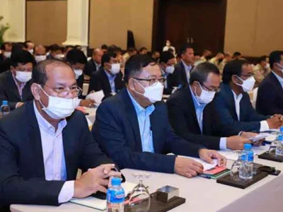 “打击非法赌博，保护合法赌博，增加国家收入”-——柬埔寨赌博管理委员会