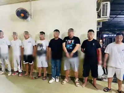 酒后争执持菜刀互砍，西港8名中国人被捕
