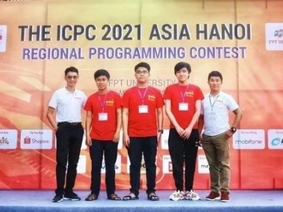 越南大学生在编程比赛中获得世界第一