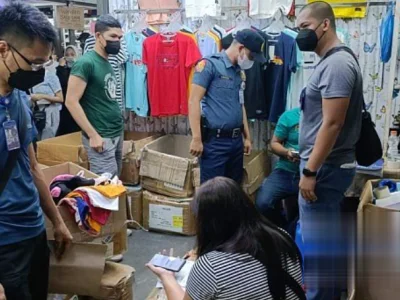4人贩售仿牌服饰被捕！菲律宾警方突击莫拉兰多间商铺