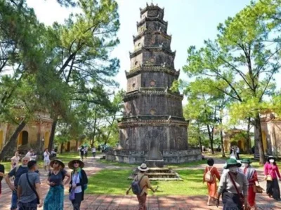 越南顺化：天姥—神京第一古寺