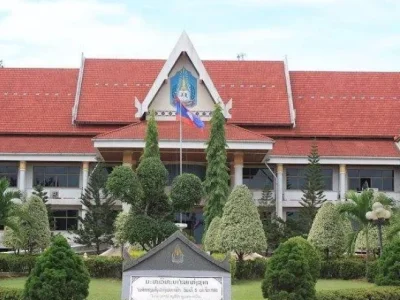 老挝国立大学孔子学院开设高级干部中文培训班