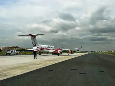 突发！菲律宾机场一飞机在跑道上失速！无人伤亡！