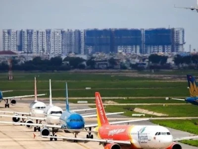 越南各航空公司将飞往中国的航班 开放时间推迟到4月底或5月