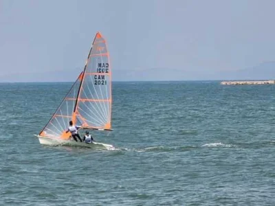 帆船比赛在西港举行