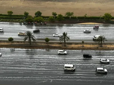迪拜昨天下起大雨！阿联酋未来几天还有雨吗？