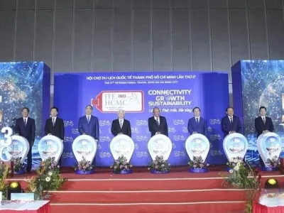 老挝旅游业拓展区域和国际市场，新闻文化旅游副部长携团参加胡志明市国际旅游展