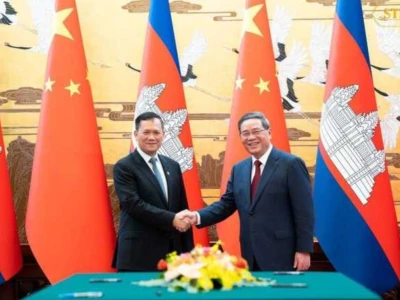 中柬两国签署多项协议