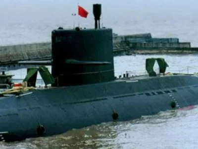 泰国海军司令力挺中国潜艇：“中国发动机质量好，保修期还能延长……”