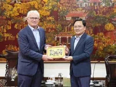 越南北宁省愿与美国在半导体产业领域开展合作